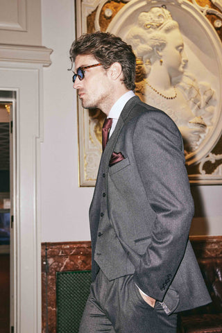 Refined Ensemble SUIT CLUB