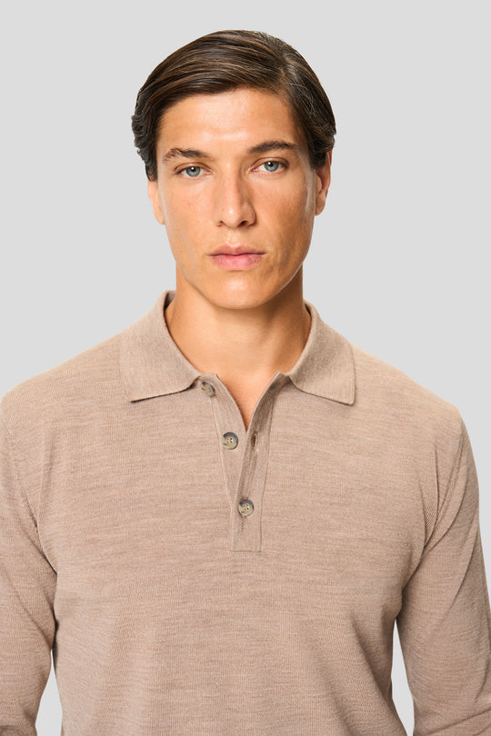 Sand merino langærmet polo med knapper