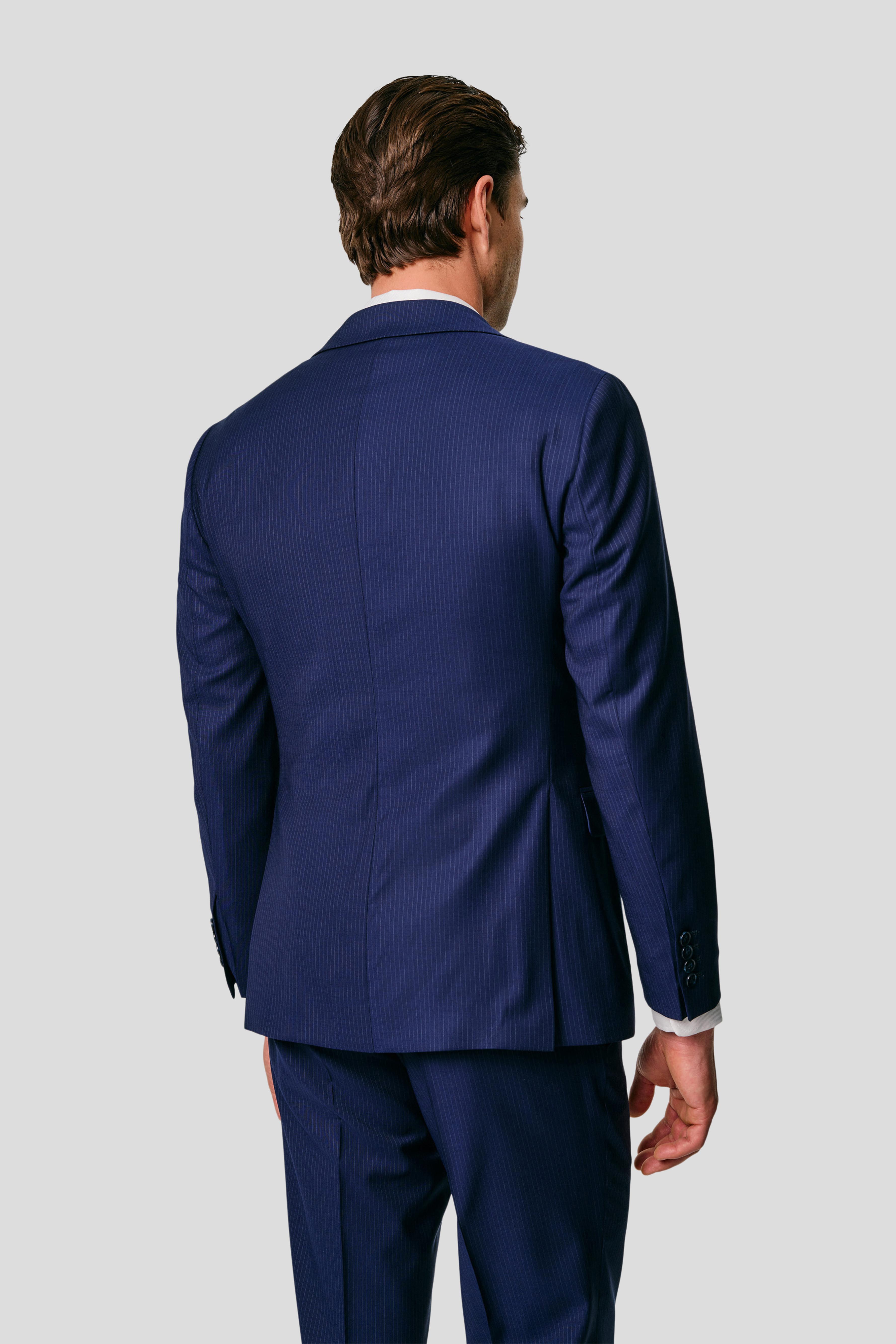 EXCLUSIVE blå blazer med nålestriber MBO