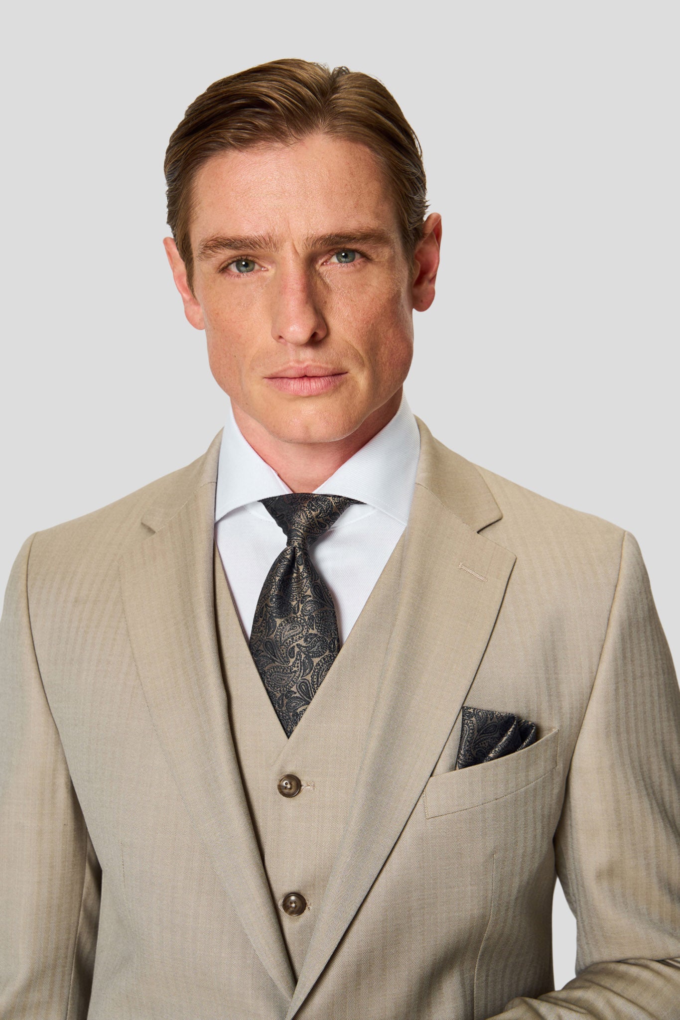 HERITAGE beige three-piece jakkesæt med sildeben MBO