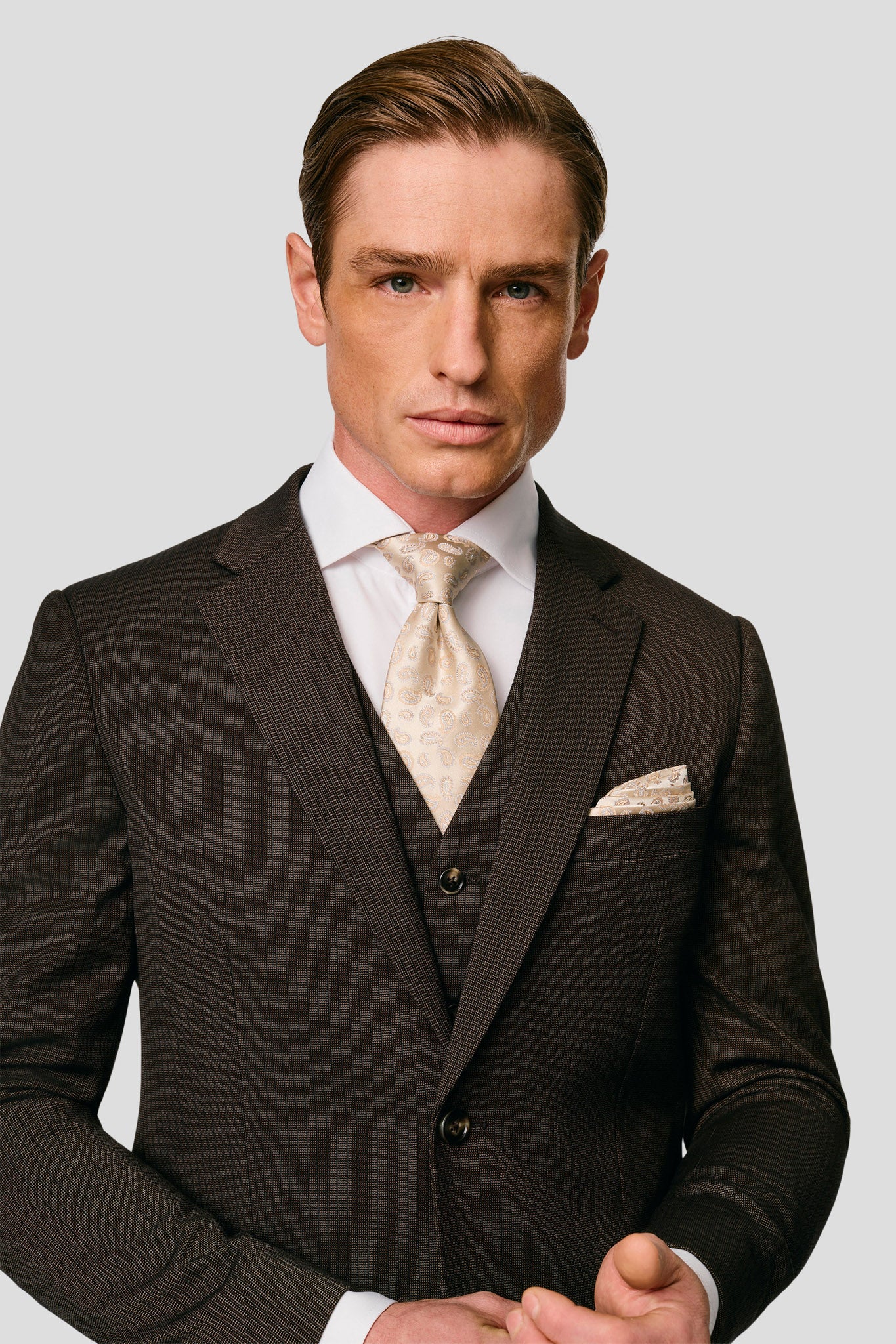 PRESTIGE brunt three-piece jakkesæt med striber PRESTIGE