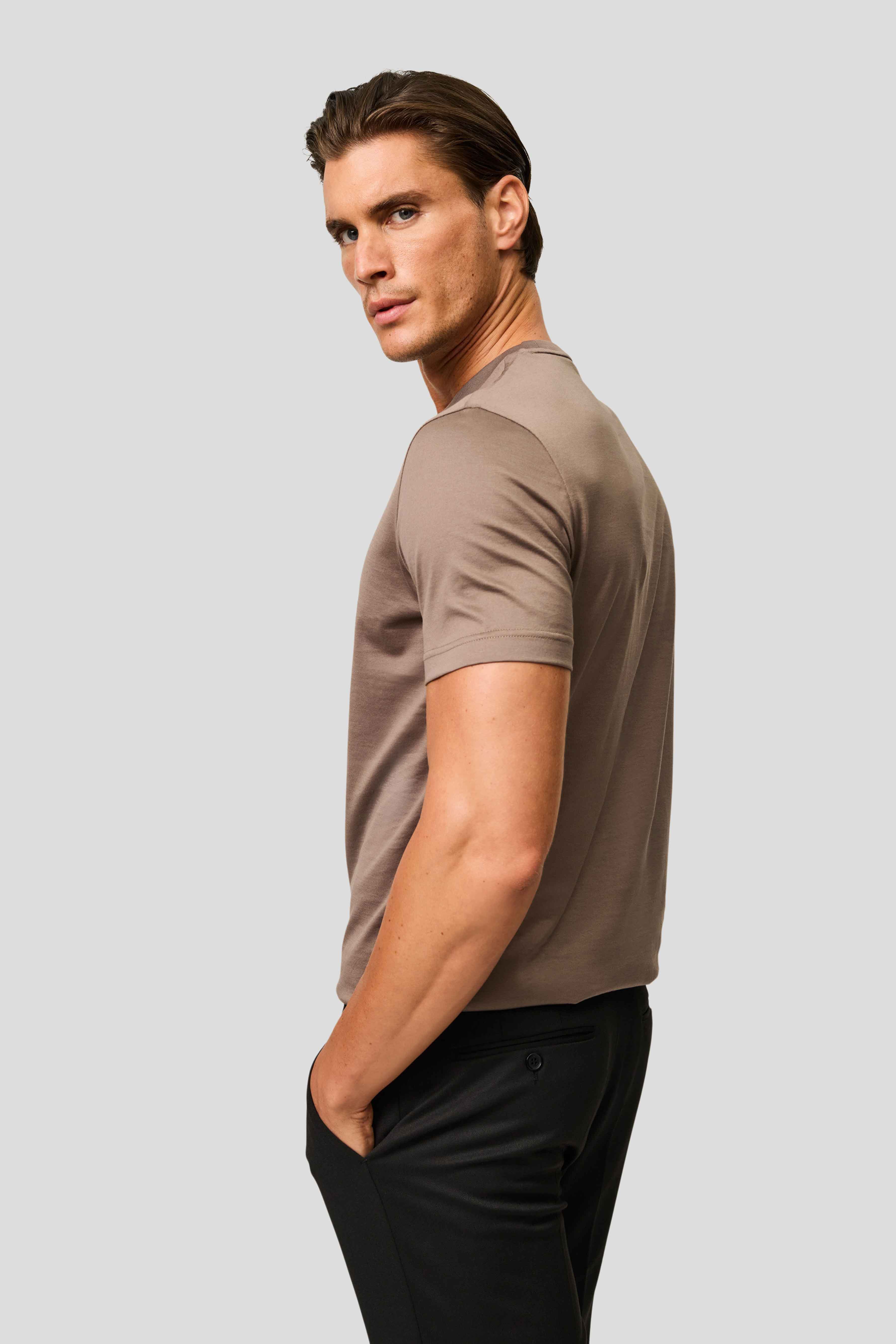 Mokka T-shirt SUIT CLUB