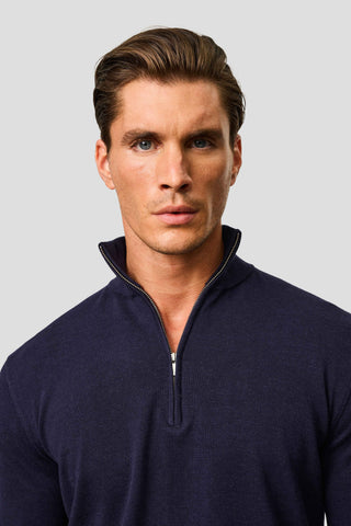 Navy half-zip striktrøje