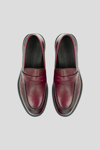 Bordeaux loafer