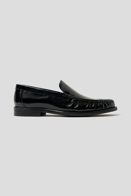 Sort lak loafer