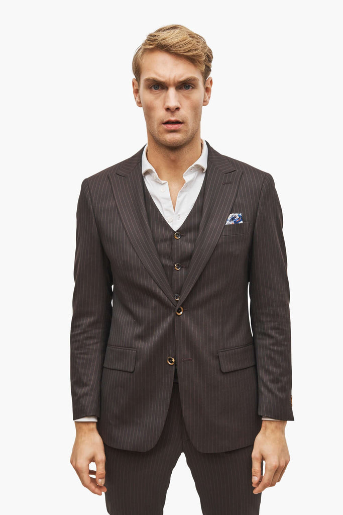 London brown three-piece suit | 3250.00 kr | Suit Club