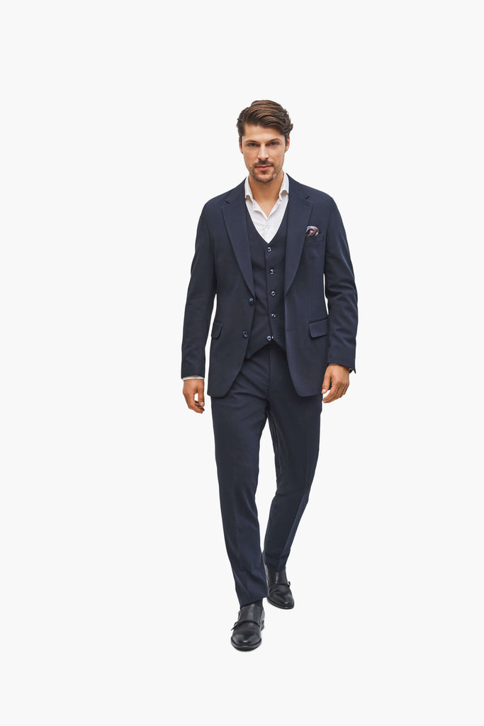 Copenhagen navy three-piece suit | 3250.00 kr | Suit Club